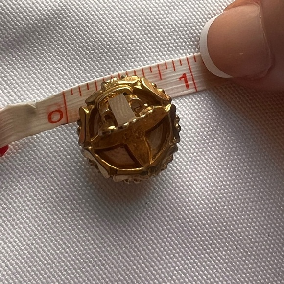 Vintage Miriam Haskell Chanel unSigned Clip On Earrings - Picture 2 of 9